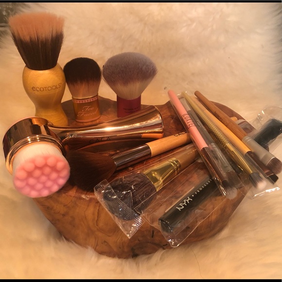 12X Makeup Brushes - Bareminerals Younique NYX